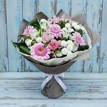 Букет цветов из:  Герберы, Альстромерии и Хризантемы в Новоржеве