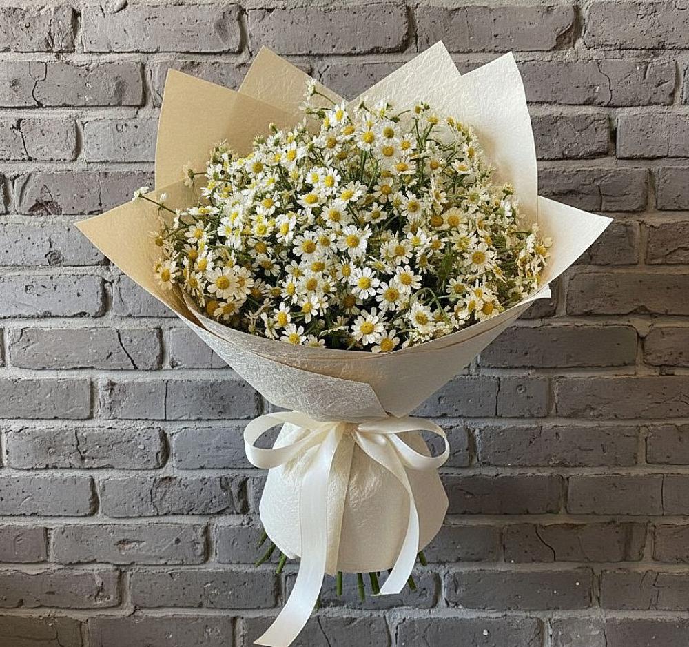 Букет цветов из: Ромашки в Новоржеве