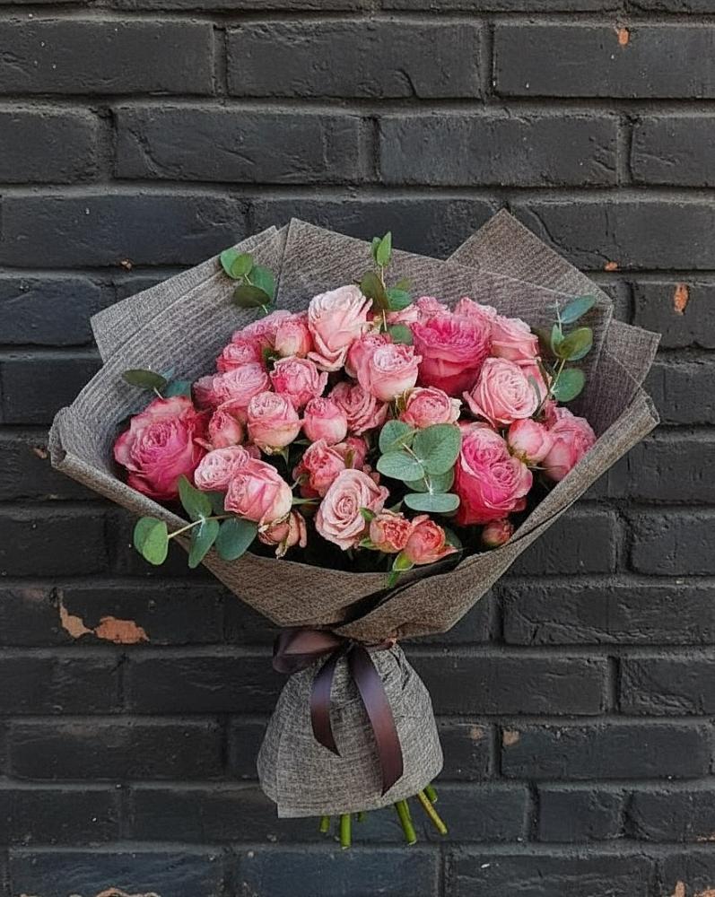 Букет цветов из: Розы в Новоржеве