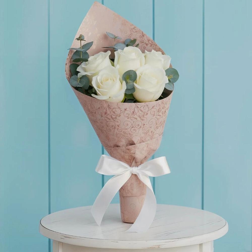 Букет цветов из: Розы в Новоржеве