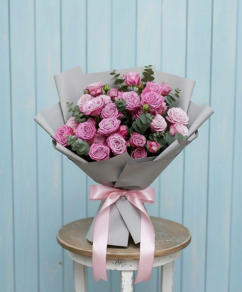 Букет цветов из: Розы в Новоржеве