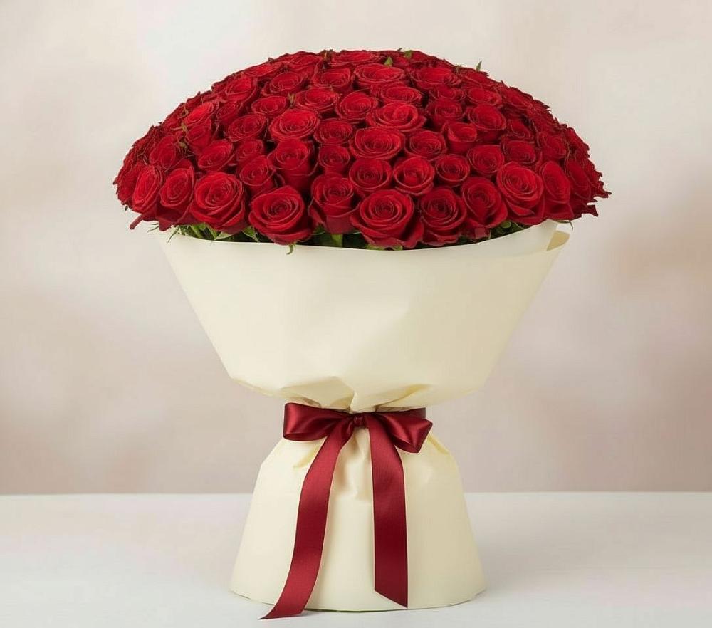 Букет 101 Красная роза Милано в Новоржеве