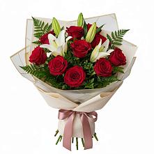 Букет цветов из:  Лилии и Розы #REPLACE_PRED# Новоржеве