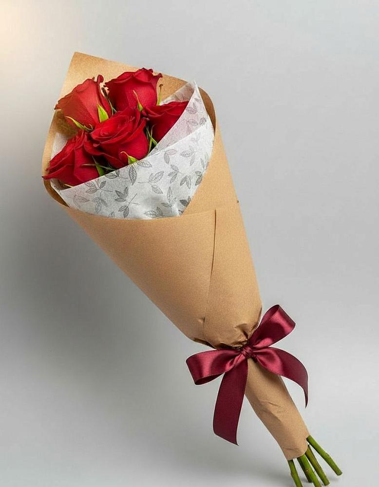 Букет цветов из: Розы в Новоржеве
