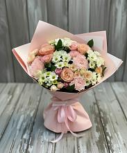 Букет цветов из:  Гвоздики, Розы и Хризантемы в Новоржеве
