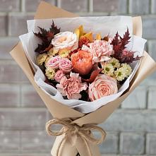 Букет цветов из:  Гвоздики, Хризантемы и Розы в Новоржеве