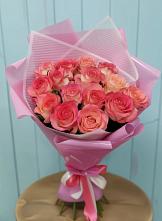 Букет 15 Розовых роз Равель в Новоржеве