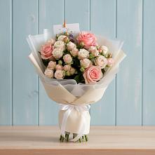 Букет цветов из:  Розы в Новоржеве