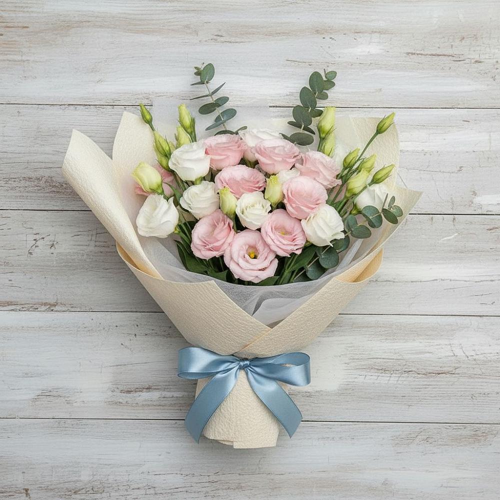 Букет цветов из: Лизиантусы в Новоржеве